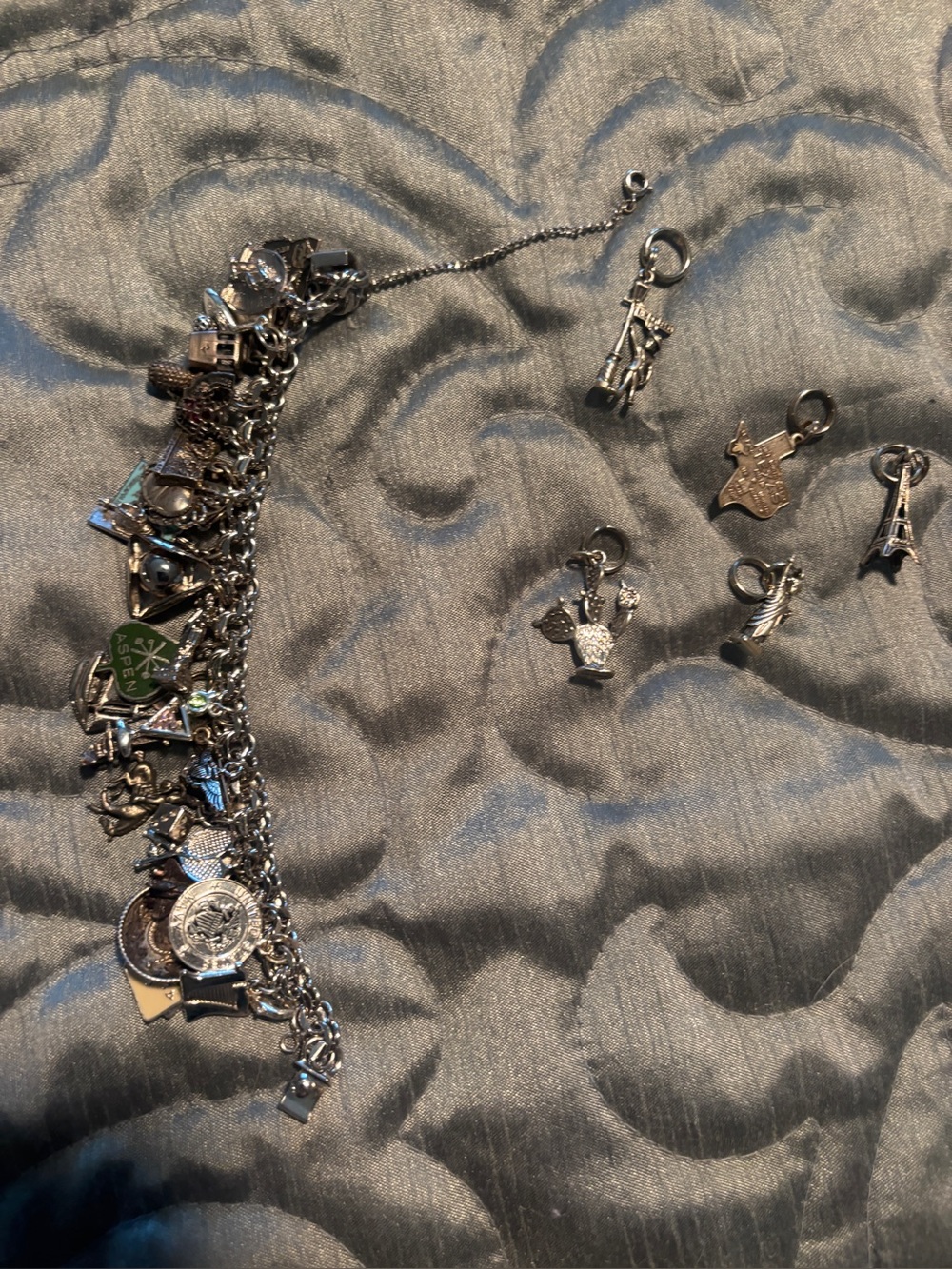 sterling silver vintage charm bracelet - Picture 5 of 11